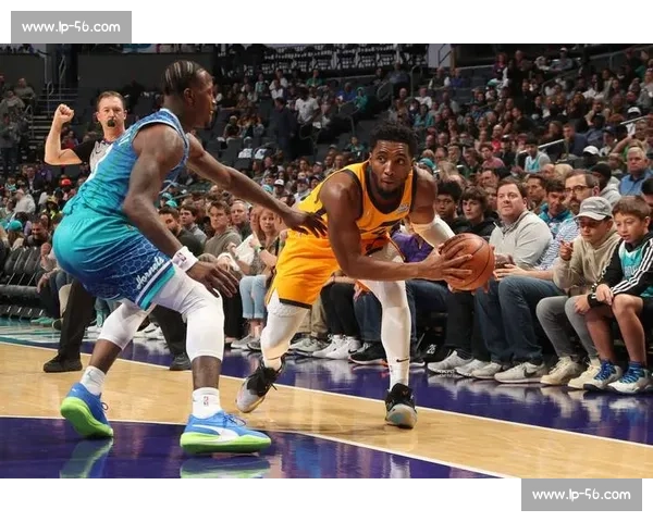 爵士对决勇士强强碰撞攻防博弈引爆西部焦点之夜赛场悬念升级大战